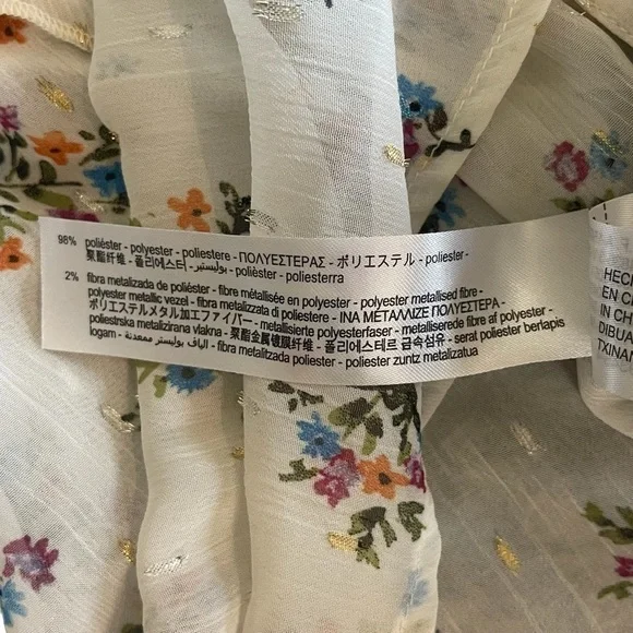 Euc Zara blouse, sheer, floral, metallic details, size Medium - Picture 11 of 13